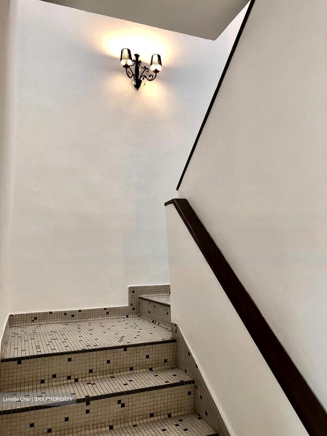 Opera Estate (D15), Terrace #472958431